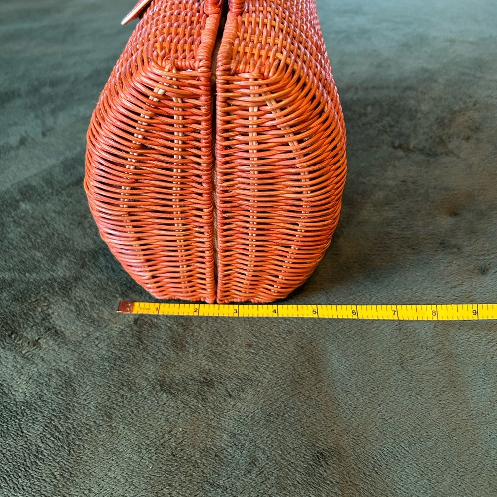 Maxx New York Orange Woven Barrel Clutch - Picture 12 of 13